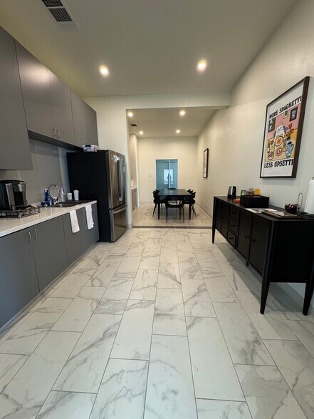 More Photos Of 10103 Louetta Rd, Houston Medical For Sale