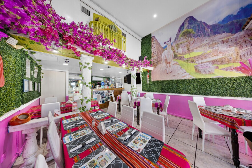 More Photos Of 2692 Palm Ave, Hialeah Auto Repair For Sale