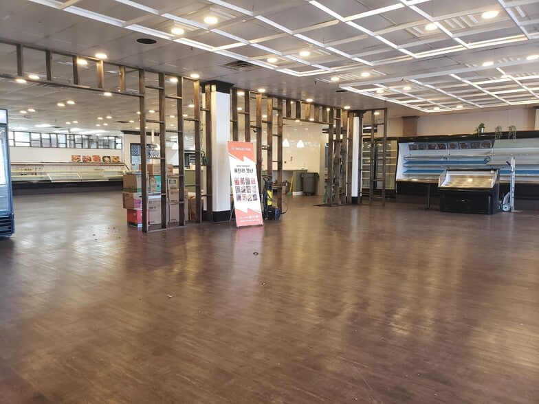 More Photos Of 130-142 Oakland Ave, Closter Office For Lease