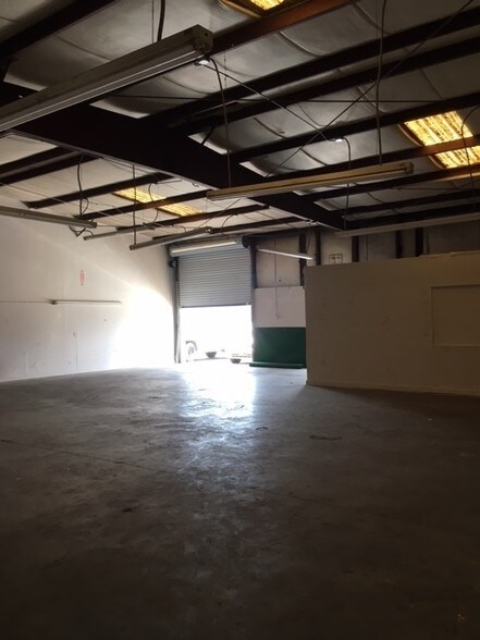 More Photos Of 310-330 Maguire Road Ext, Ocoee Warehouse For Lease