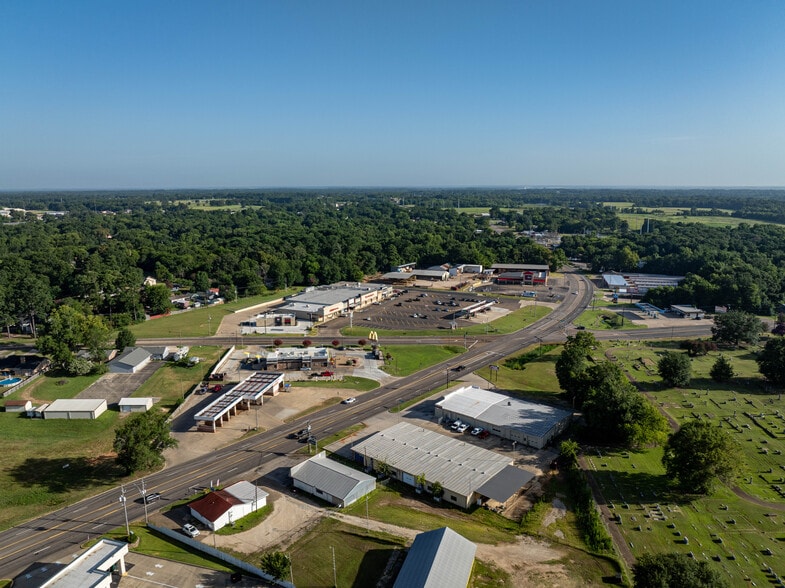 More Photos Of 109 S Greer Blvd, Pittsburg Carwash For Sale