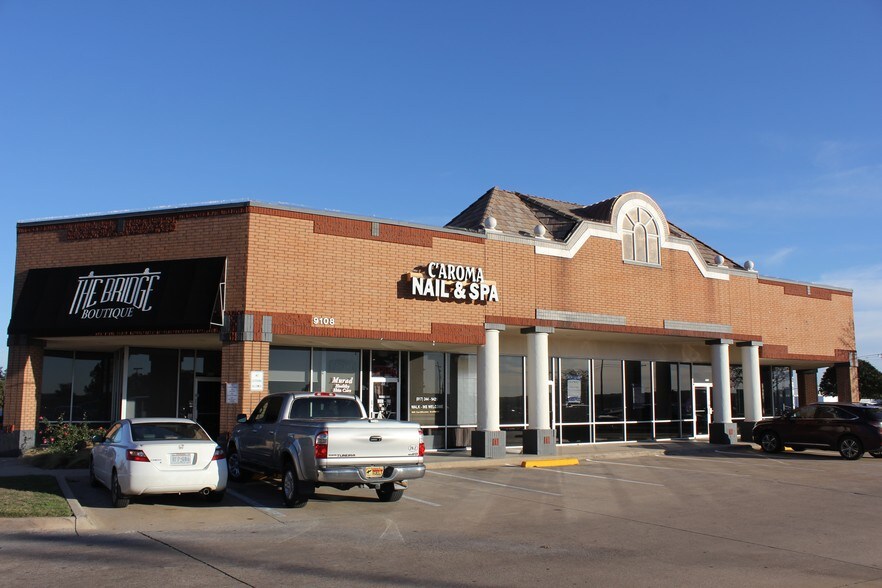 More Photos Of 9108-9124 Camp Bowie Blvd W, Fort Worth Unknown For Lease