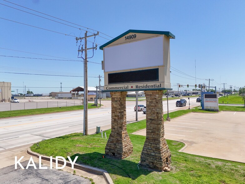 More Photos Of 14909 N Kelly Ave, Edmond Loft Creative Space For Lease