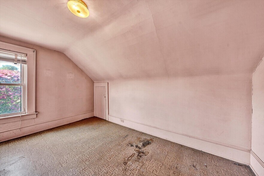 More Photos Of 5422 Franklin Rd SW, Roanoke Office For Sale