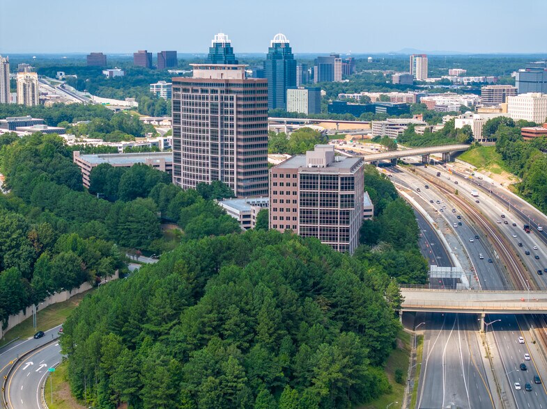 More Photos Of 5565 Glenridge Connector, Atlanta Office For Sale