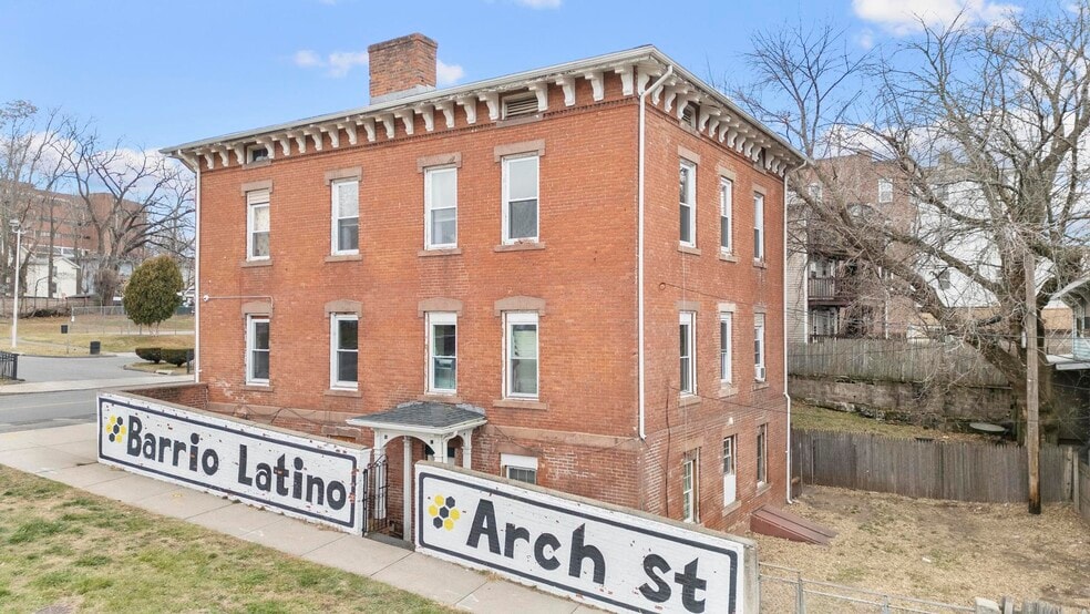 More Photos Of 380 Arch St, New Britain Apartments For Sale