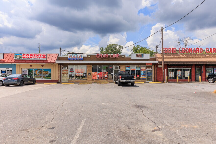 Primary Photo Of 7605 Marlboro Pike, Forestville General Retail For Sale