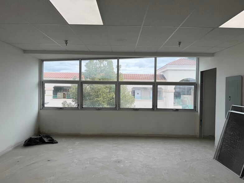 More Photos Of 19115-19117 Colima Rd, Rowland Heights Medical For Lease