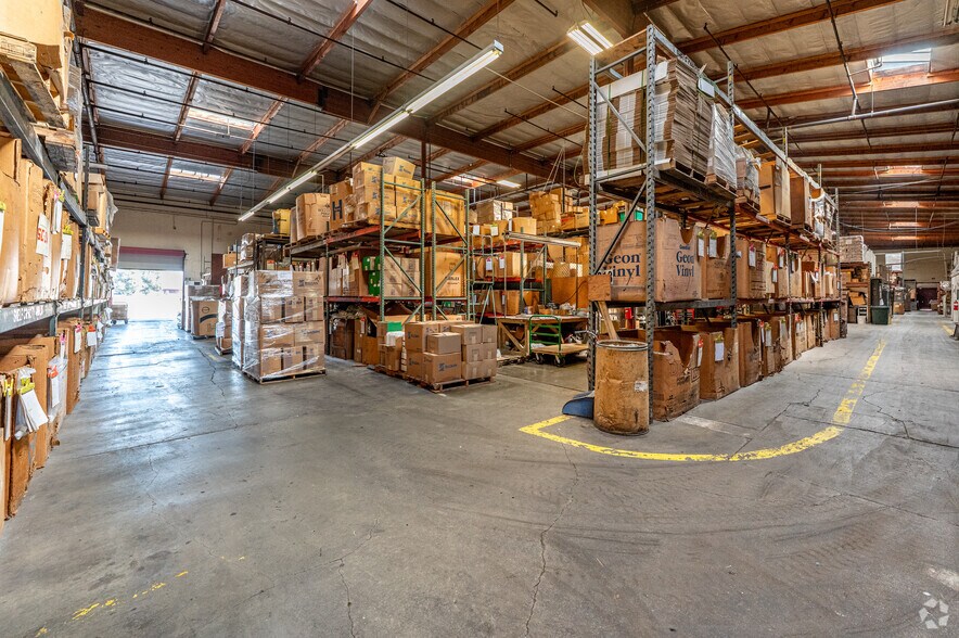 More Photos Of 18903 Anelo Ave, Carson Warehouse For Lease