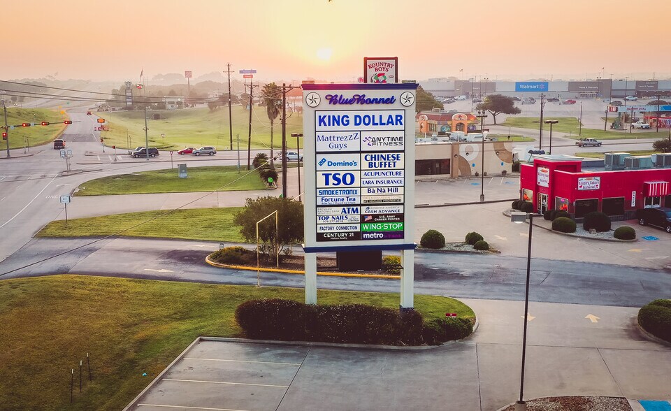 More Photos Of 2610-2668 S Highway 36, Brenham Unknown For Lease
