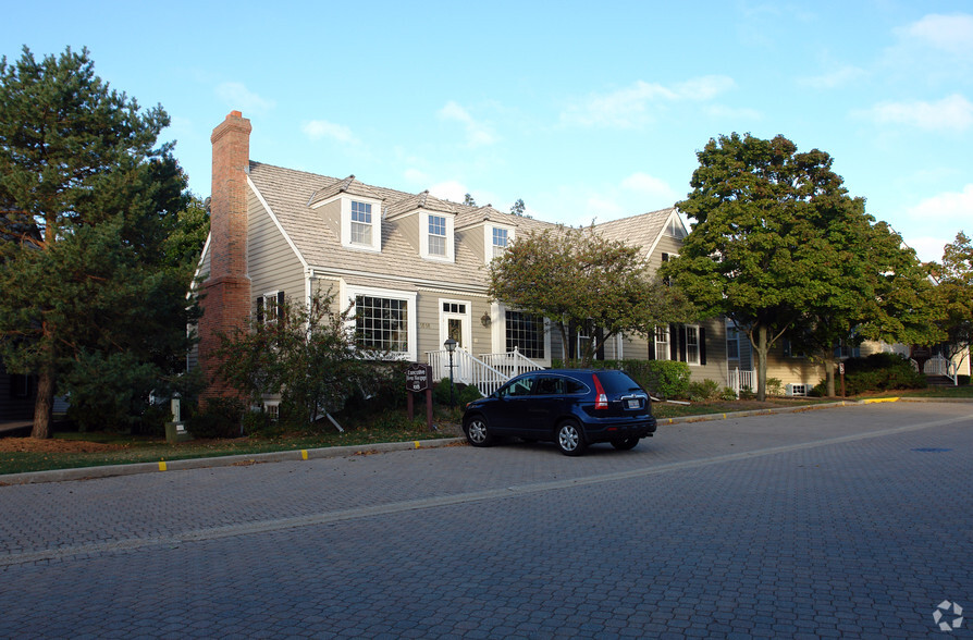 Primary Photo Of 1618 W Colonial Pky, Inverness Office For Lease