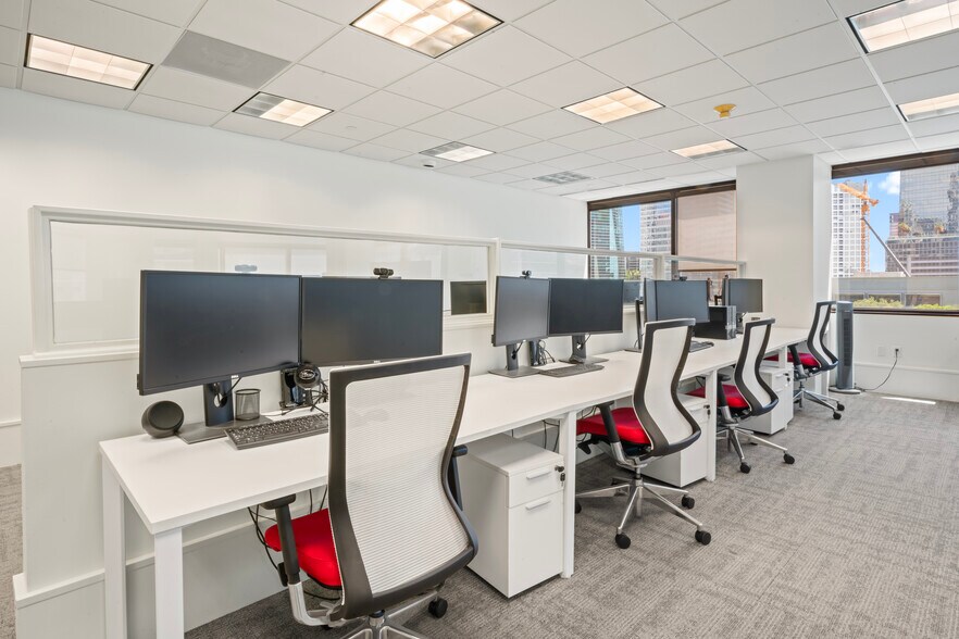 More Photos Of 1200 Brickell Ave, Miami Office For Sale