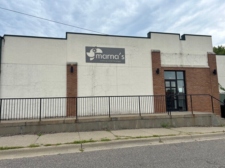 More Photos Of 4150-4154 W Broadway, Golden Valley Storefront For Sale