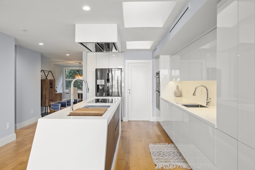 More Photos Of 1076 River Rd, Edgewater Loft Creative Space For Sale