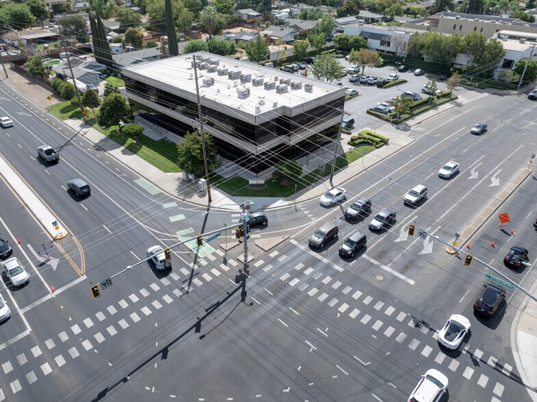 More Photos Of 1552 Coffee Rd, Modesto Medical For Lease