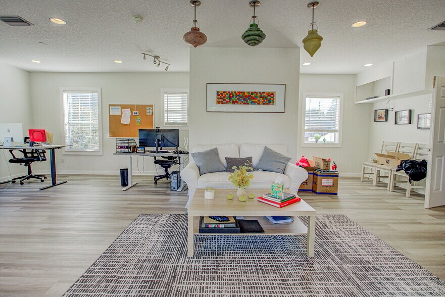 More Photos Of 3 Sebastian Ave, Saint Augustine Freestanding For Lease