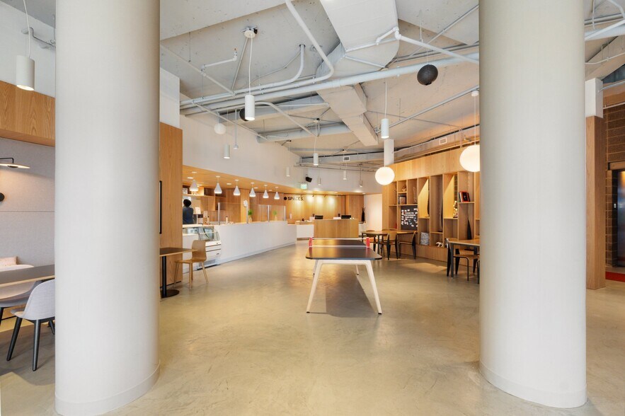 More Photos Of 2000 Duke St, Alexandria Office For Sale