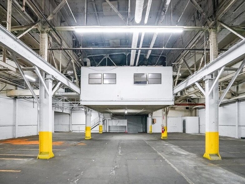 More Photos Of 150 Pacific Ave, Jersey City Warehouse For Lease