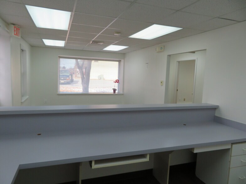 More Photos Of 3231-3233 Superior Ln, Bowie Medical For Lease