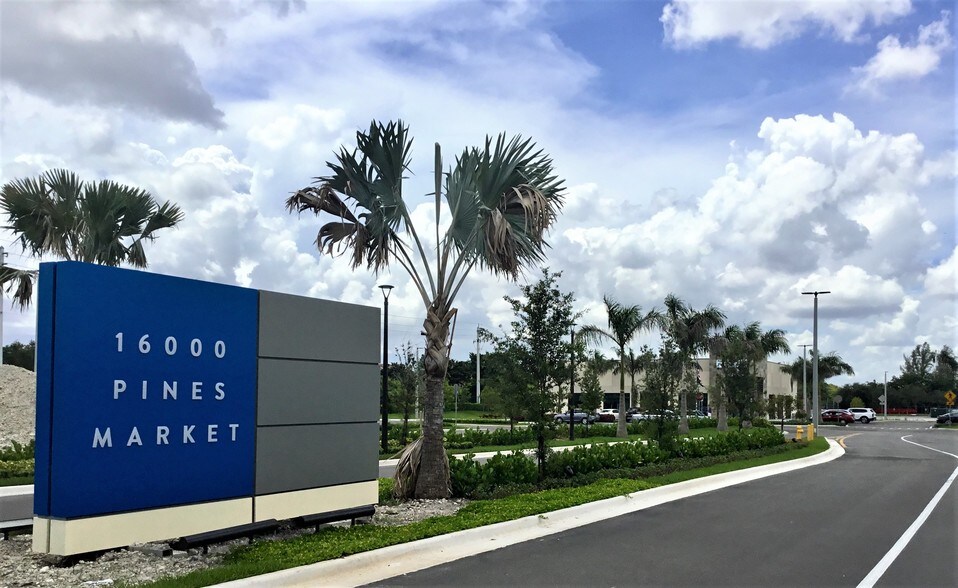 More Photos Of 16000 Pines Blvd, Pembroke Pines Freestanding For Lease