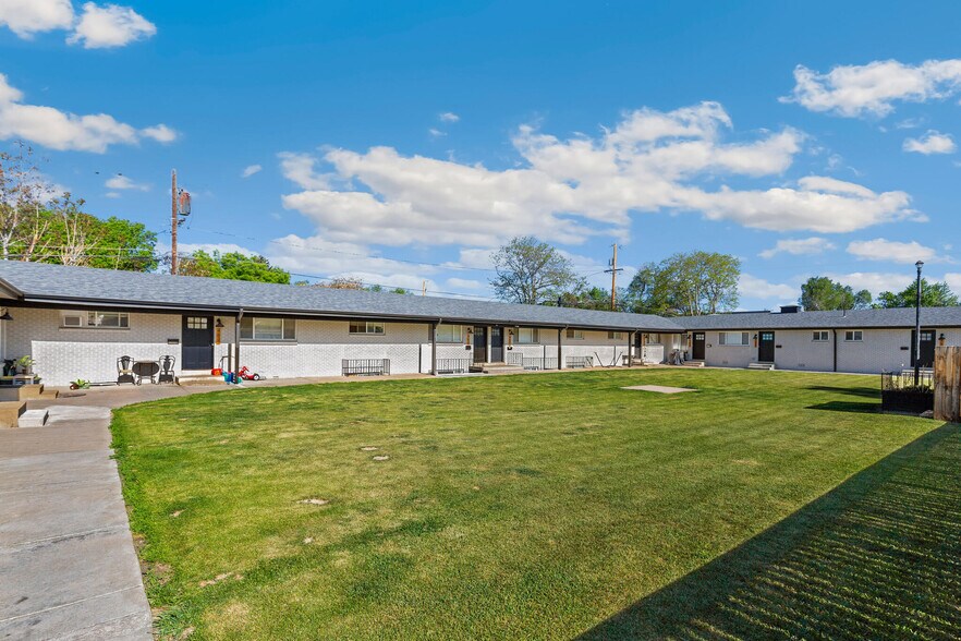 Primary Photo Of 4629 Otis St, Wheat Ridge Multifamily For Sale