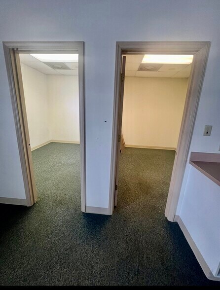 More Photos Of 964 S Fayetteville St, Asheboro Office For Lease