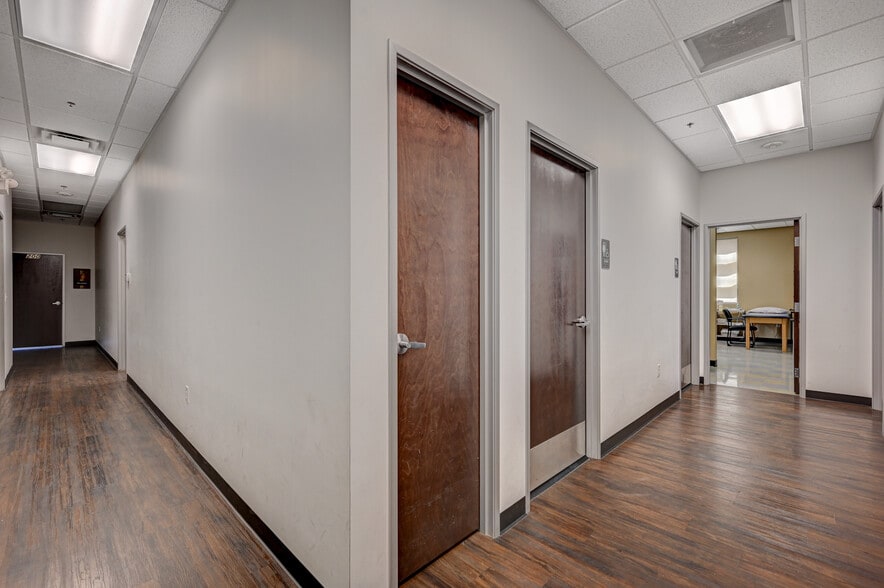 More Photos Of 1358 Paseo Verde St, Henderson Medical For Sale