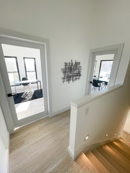 More Photos Of 6001-6003 Tower Ct, Alexandria Office For Sale