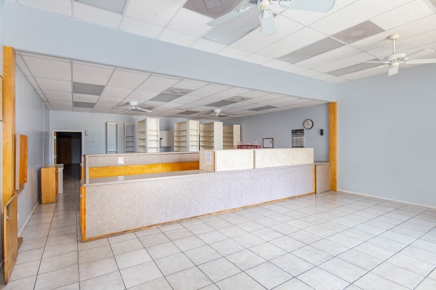 More Photos Of 1740 Boca Chica Blvd, Brownsville Drugstore For Lease