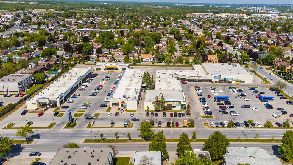 More Photos Of 1857 Boul René-Laennec, Laval Unknown For Lease