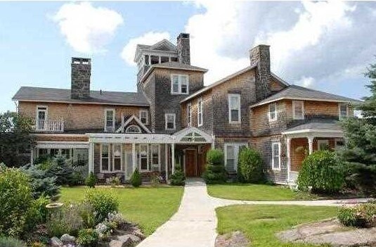Primary Photo Of 21979 Club Rd, Wellesley Island Hospitality For Sale