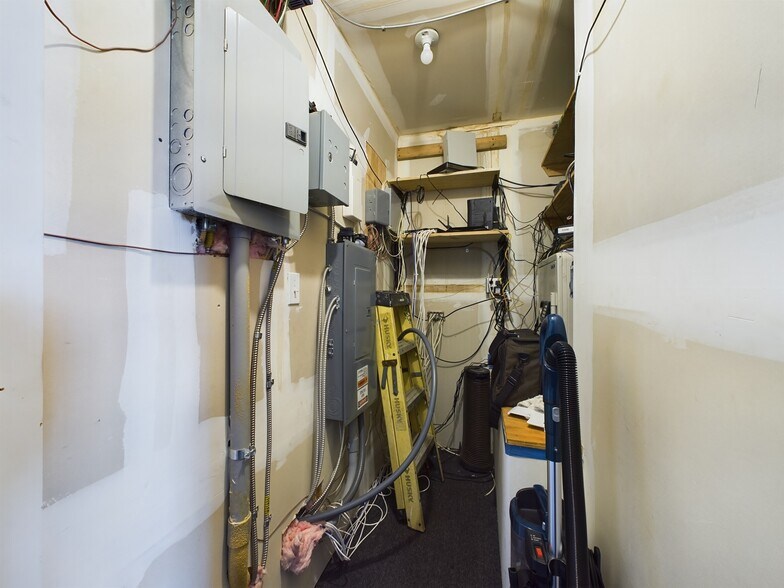 More Photos Of 4512 E M-21, Corunna Restaurant For Sale