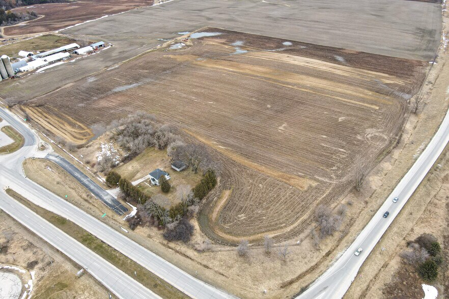 More Photos Of 5813 Michigan Ave, Manitowoc Land For Sale
