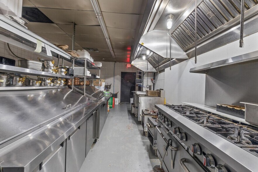 More Photos Of 1716 W Andrew Johnson Hwy, Morristown Restaurant For Sale