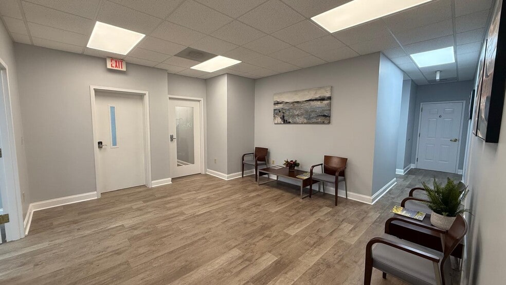 More Photos Of 1516 Village Harbor Dr, Clover Storefront Retail Office For Sale