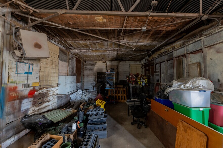 More Photos Of 221 N Cleveland Ave, Cushing Department Store For Sale