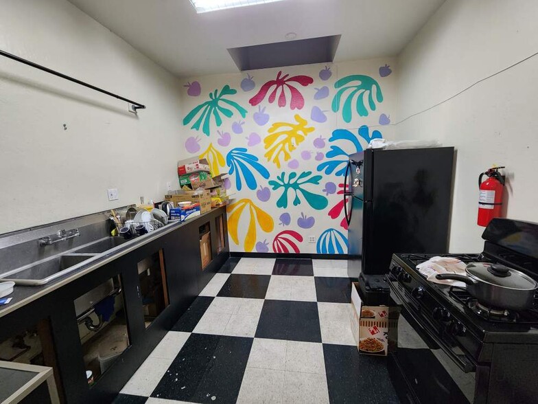 More Photos Of 2319 Santa Clara Ave, Alameda Storefront Retail Office For Lease