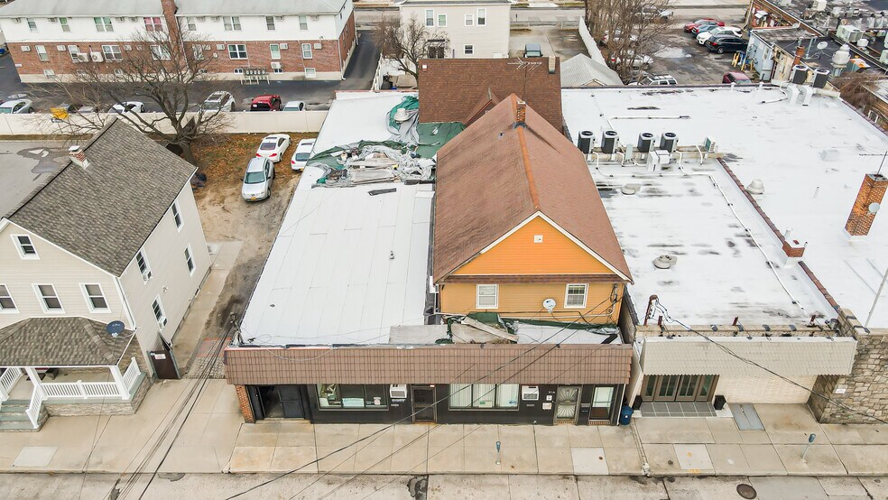 More Photos Of 21-23 W Jamaica Ave, Valley Stream Flex For Sale