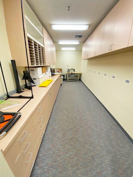 More Photos Of 6780 Cortona Dr, Goleta Industrial For Lease