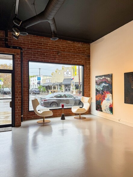 More Photos Of 8228-8232 W 3rd St, Los Angeles Office For Lease