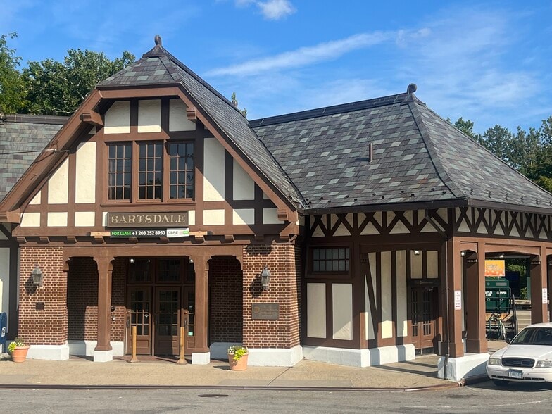 More Photos Of 1 Fenimore Ave, Hartsdale General Retail For Lease
