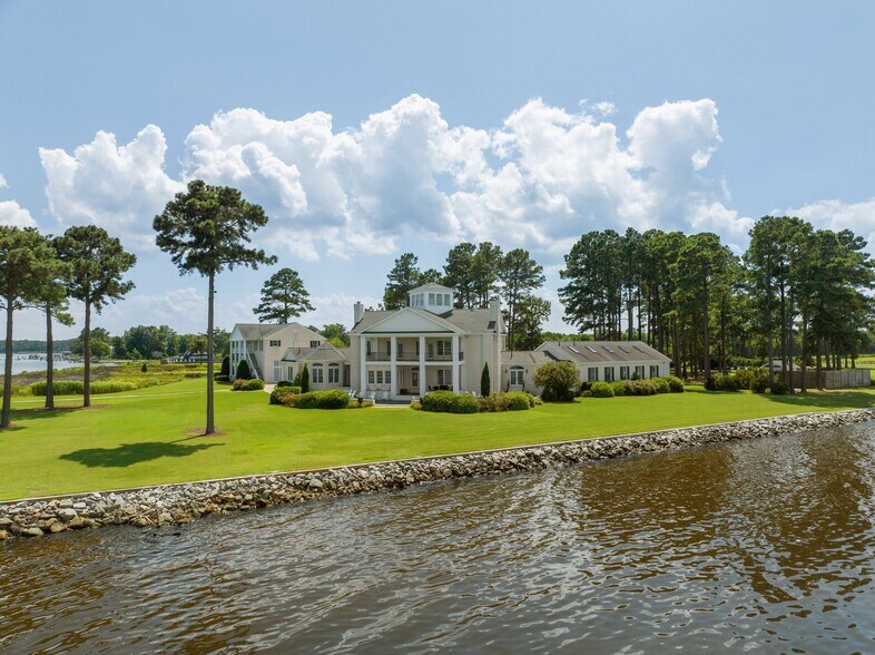 More Photos Of 220 Pungo Shores, Belhaven Lodge Meeting Hall For Sale
