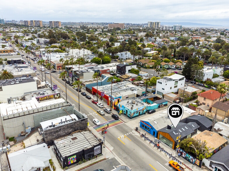 More Photos Of 1222 Abbot Kinney, Venice Storefront For Lease