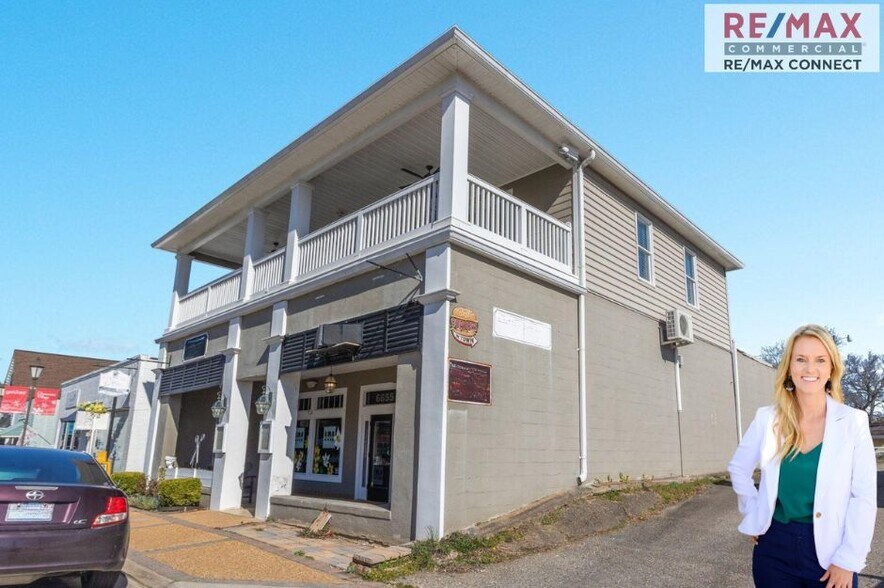 Primary Photo Of 6655 Main St, Gloucester Storefront Retail Office For Lease