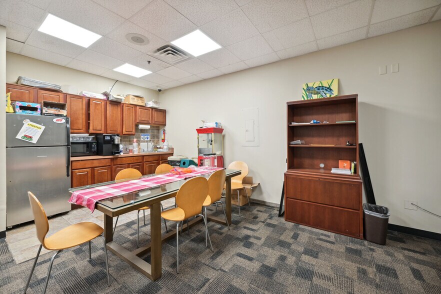 More Photos Of 11 Cotters Ln, East Brunswick Warehouse For Sale