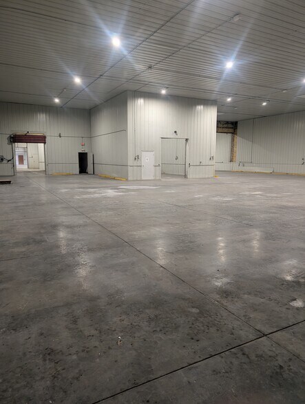 More Photos Of 6142 Highway 75, Nebraska City Distribution For Sale