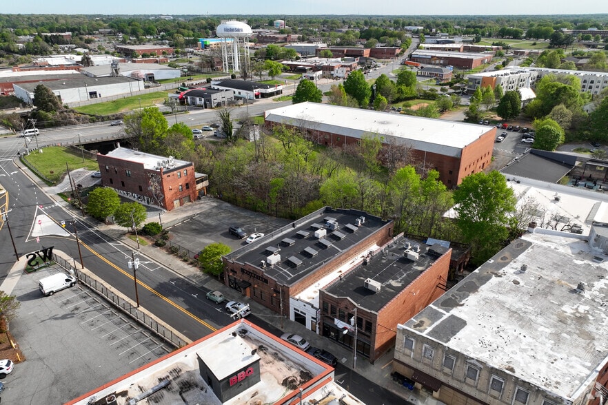 More Photos Of 705 N Main St, Winston-Salem Storefront Retail Office For Sale