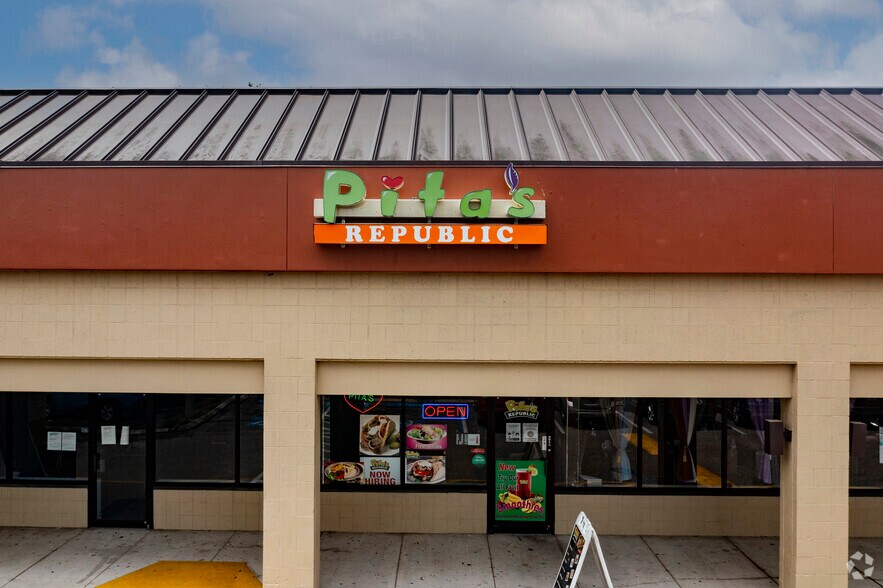 More Photos Of 5321 E Fowler Ave, Tampa General Retail For Lease