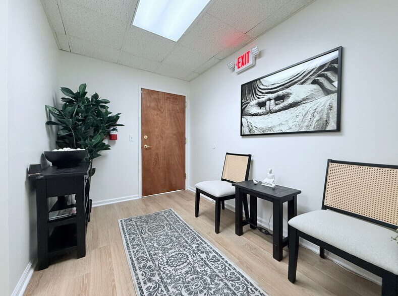 More Photos Of 7 Auer Ct, East Brunswick Office For Lease