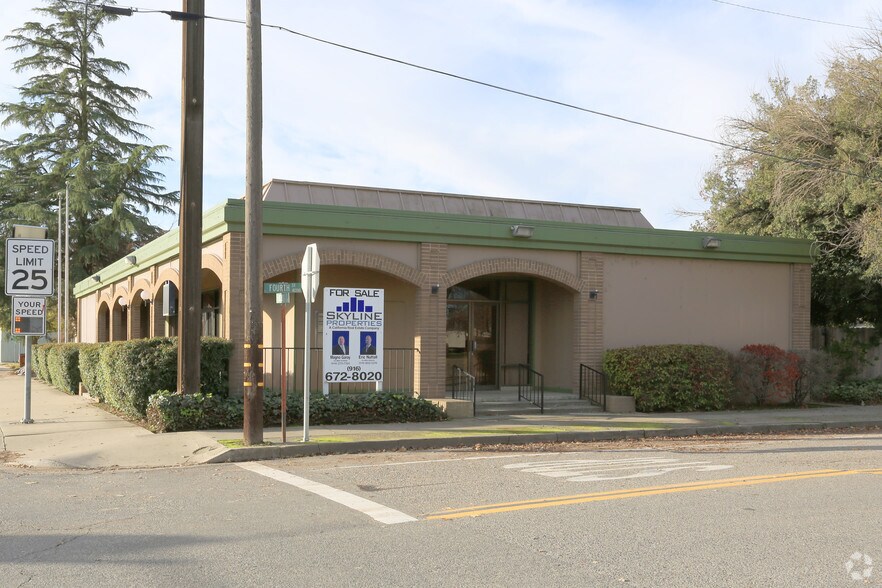 More Photos Of 9410 Locust St, Knights Landing Office For Sale